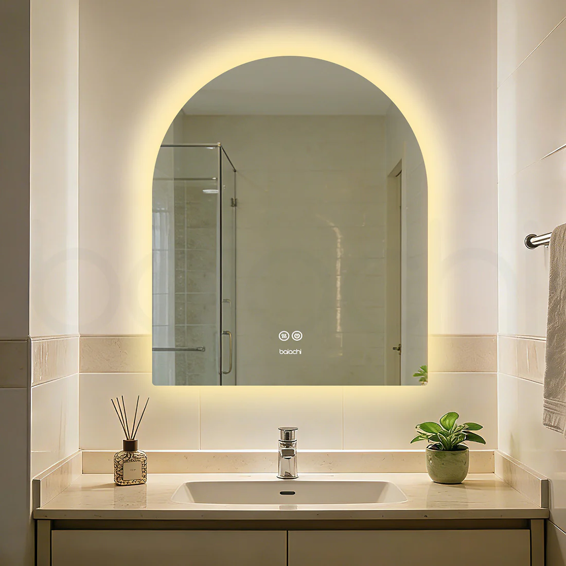 Baiachi LED ARCH 750mmx900mm Backlit Anti-Fog Mirror - Image 3