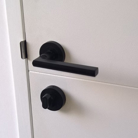 Zanda Jura Elite Round Slimline Deadbolt Single Cylinder Matte Black - Image 2